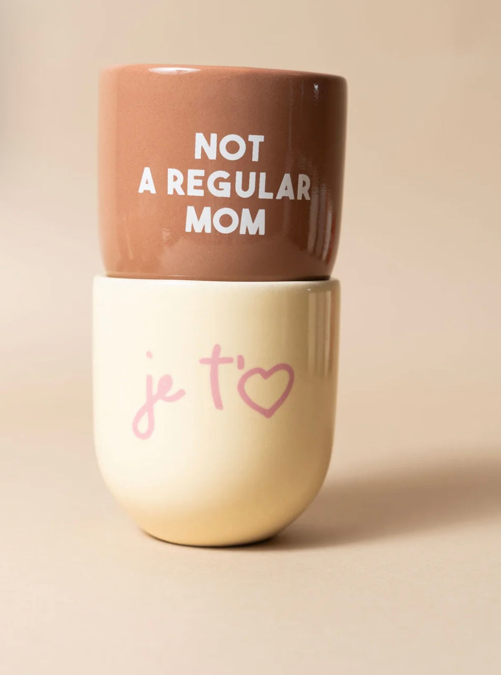 Tasse Braun NOT A REGULAR MOM