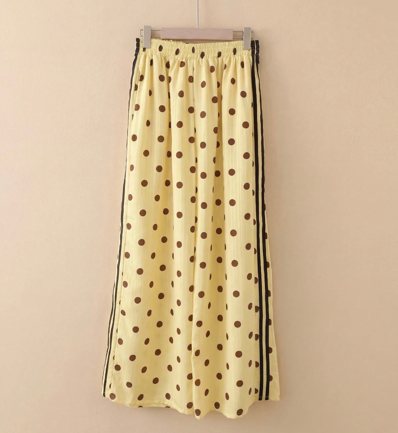 Wide Leg Hose Polka Dots