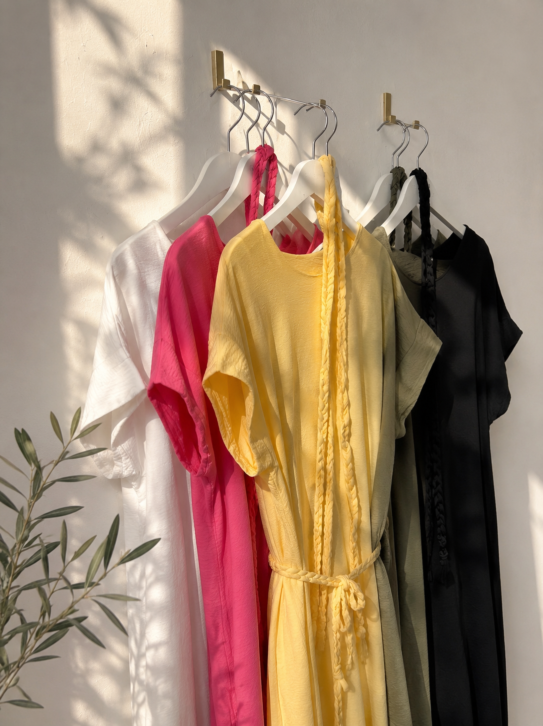 Kleid Lang mit Gürtel