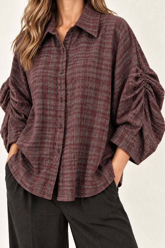 Karobluse mit gerafften Ärmeln