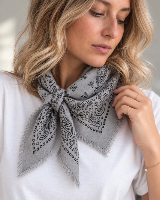 Tuch Paisley Grau
